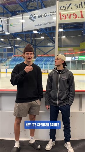 Back-to-back home games this weekend 👊 Venez encourager 𝙫𝙤𝙨 𝙎𝙩𝙚𝙖𝙢𝙚𝙧𝙨! 🎟️ Grab your tickets online and we’ll see you there. | West Kent Junior A Steamers