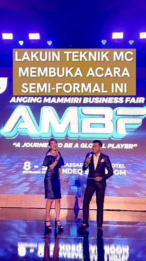 Teknik MC untuk Acara Semi-Formal yang Menarik