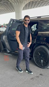 38K views · 10K reactions | Shahid Kapoor exudes effortless style while making his way through the airport! . . . . Follow: @bollywoodsocietyy Contact/Enquiry: @digitalsukoonn | Bollywood Society | Facebook