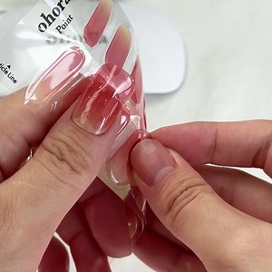 1.8K views · 1.6K reactions | ⭐헔헽헽 험혅헰헹혂혀헶혃헲 헚헶헳혁혀 헡헼현 헔혃헮헶헹헮헯헹헲⭐ Say goodbye to chipping nail stickers and smudging nail polishes! ohora is NOT your ordinary nail sticker. Apply and CURE with a gel lamp to harden the real gel formula. It last long & sturdy without chips and smudges! Download VANITY TABLE app now and meet ohora FREE bundle gifts are ONLY available on the app! | VANITY TABLE | Facebook