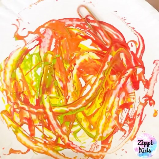 297K views · 601 reactions | 鱗Magnetic Process Art for kids鱗...A superb way to combine art and science 溺匿‍...Super easy to set up, all you need is a paper plate, paper clips, magnetic wand,colors and go! #processart #preschool #kindergarten #art #science | Zippi Kids Corner | Facebook