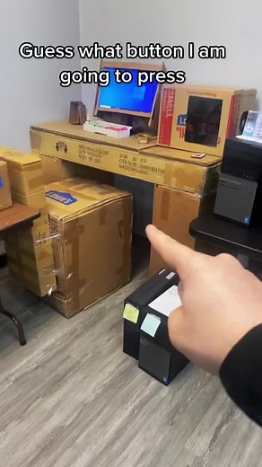 Did you get it right. #customkeyboard #cardboard #diy #pcgamers