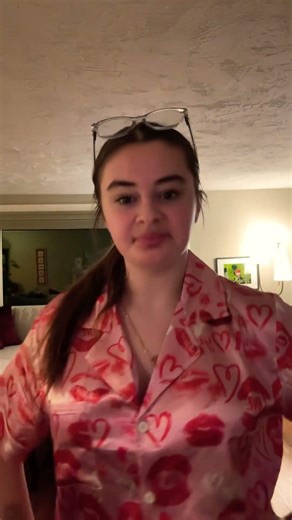 Thanks to Paige for drawing Mr. Krabs first dollar for me😁