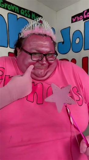 I’m a pretty pretty princess!