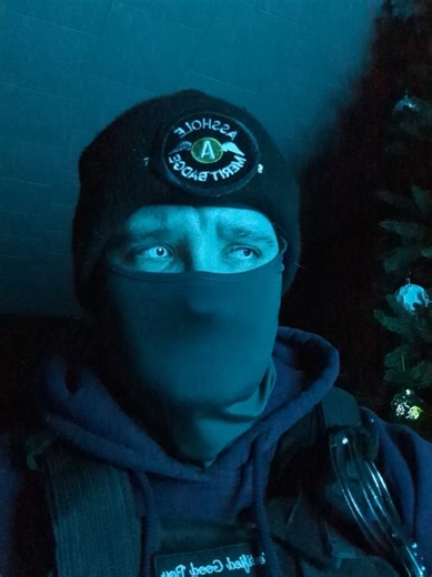 And this is why my dms aren't open to strangers. #masktok #mdni #fyp #maskedman #cosplayer