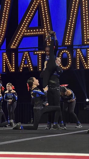 OKAAAYYYY YOPPIES! 💙 We love us some 𝗖𝗮𝗹𝗶𝗳𝗼𝗿𝗻𝗶𝗮 𝗔𝗹𝗹 𝗦𝘁𝗮𝗿𝘀 on the #JAMZNationals Stage! 🙌🏽 | JAMZ Cheer and Dance