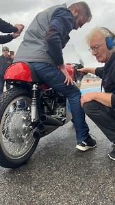 1M views · 13K reactions | Pure Sound of the Honda 6  #sundayrideclassic #CircuitPaulRicard #honda #rc166 #rc174 #motorcycle Amicale Spirit of Speed | Sunday Ride Classic officiel | Facebook