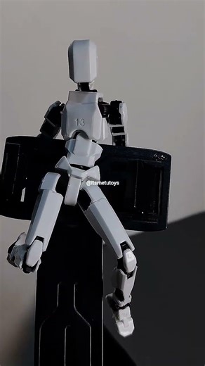 White t13 poseable action figure #t13 #actionfigures #3dprinted