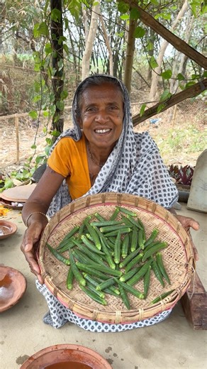 Bhindi Chorchori Recipe | Traditional Bengali Village Style #shorts #cooking #recipe