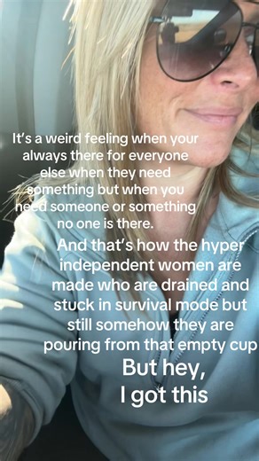 Kikkijo ✌🏻 (@kikkijo)’s videos with original sound - .