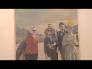 Paul Newman, Joanne Woodward, Diane Cilento on movie set Hombre