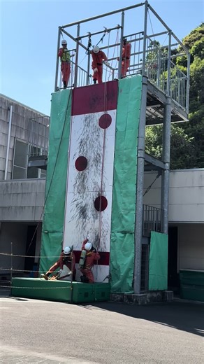 救助大会に向けた天竜救助と中救助の合同訓練#浜松市消防局 #緊急消防援助隊 #静岡県 #救助工作車 #消防車 #消防 #救急車の適正利用にご協力を