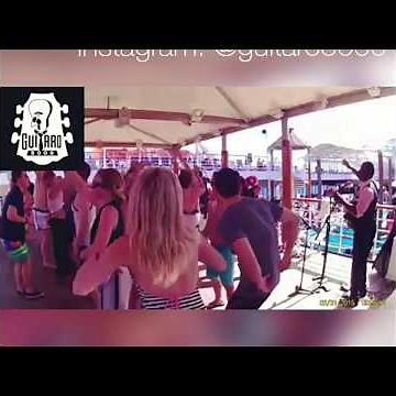 Guitaro 5000 Audience Cam compilatiom (IG: @Guitaro5000)