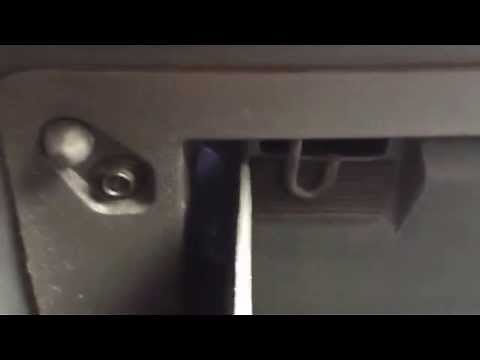 How to: Replace Flashing Relay On A 1997-2001 GMC Jimmy, Chevy Blazer, Oldsmobile Sonoma