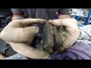 Nissan Qashqai J11 Rear Brake Pads Replacement
