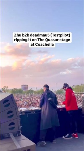 b2b deadmau5 ) at The Quasar Stage at 🔥 Before the madness these two were absolutely RIPPING 🎶