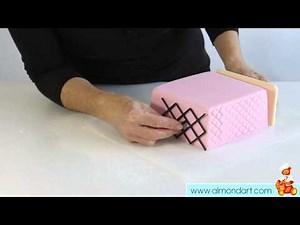How To Use Side Design Embossers To Decorate Your Cake