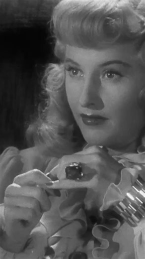 Film Noir Confidential on Instagram: "DOUBLE INDEMNITY (1944) In this classic film noir, insurance salesman Walter Neff (Fred MacMurray) gets roped into a murderous scheme when he falls for the sensual Phyllis Dietrichson (Barbara Stanwyck), who is intent on killing her husband (Tom Powers) and living off the fraudulent accidental death claim. Prompted by the late Mr. Dietrichson’s daughter, Lola (Jean Heather), insurance investigator Barton Keyes (Edward G. Robinson) looks into the case, and gr