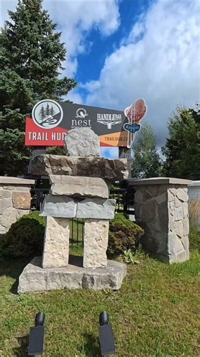 Trail Hub Hike in Uxbridge