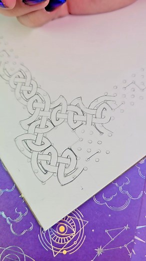 65K views · 166 reactions | Sketching a celtic knot corner pattern 甆❤️ . . . #senjaart07 #celticknot #celticknotborder #art #crafting | senja_art07 | Facebook