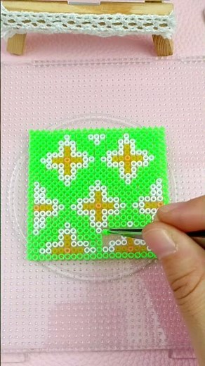 🌟 簡単で楽しい！アイロンビーズコースター作り方✨ カラフルなビーズを並べて、アイロンでピタッ！おしゃれなコースターが作れるよ#ハンドメイド #DIY #アイロンビーズ #ものづくり #コースター作り