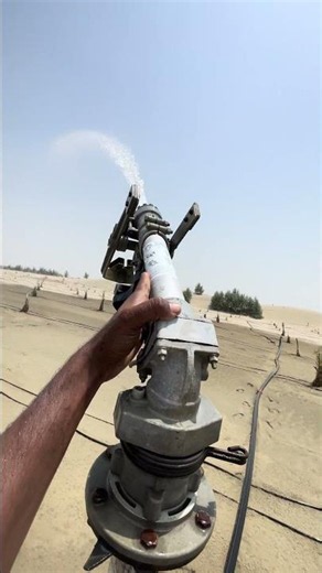 modern rain gun sprinkler irrigation system for farming #sprinkler #irrigation #farming #shorts