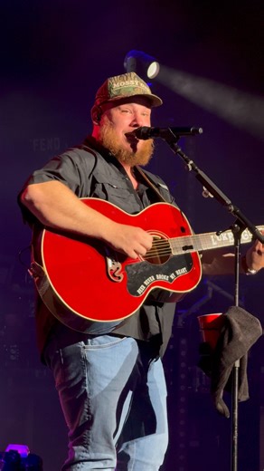 Luke Combs gave fans a taste of his forthcoming sixth studio album, The Way I Am, arriving on March 20, with a performance of “Rethink Some Things” at his Nashville bar, Category 10. #LukeCombs #TheWayIAm #NewMusic #RethinkSomeThings #CountryMusic | Music Mayhem