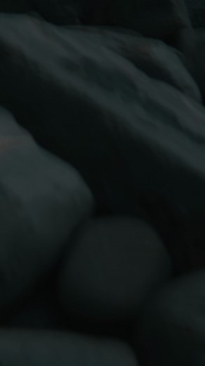 “Cordura-constructed, fleece-lined, hooded changing robe.” “Highly insulated, windproof, waterproof, dressing cape”. “The-keeps-you-from-getting-cold-and-wet-robe.” We had a lot of ideas for what to call this product. But there could only be one: “The Shroud.” Last few remaining now 🔥 ➡️ https://www.thrudark.com/products/shroud-black #ThruDark #EndeavourThroughAdversity #Shroud | ThruDark