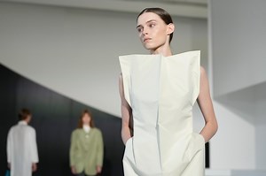 Jil Sander unveils new creative era with crisp, light silhouettes at Milan Fashion Week