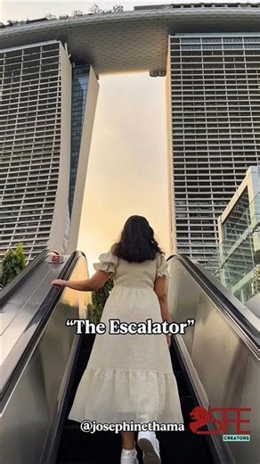 Singapore's escalactor with most beautiful view