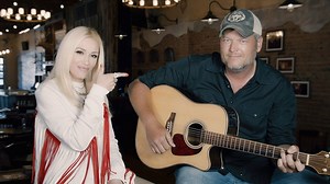 ACMs 2020: Blake Shelton and Gwen Stefani Deliver Romantic Performance of ‘Happy Anywhere’