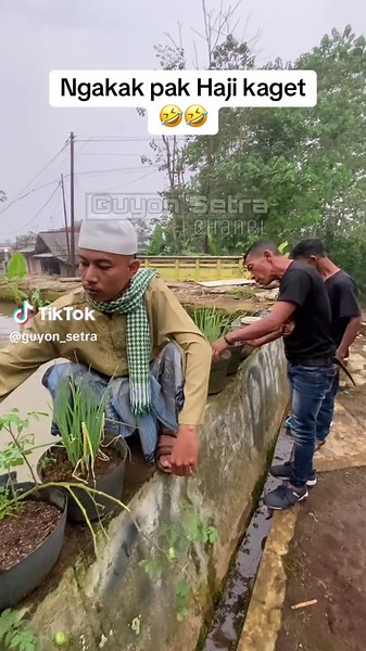 Komedinya Pak Haji yang Bikin Ngakak
