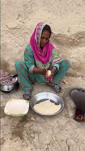 Taro Roots and Potato Recipe by a Village Woman | Aloo Abi Arvi Recipe in Traditional Way