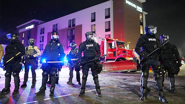 Anti-ICE agitators arrested in Minnesota after police declare unlawful assembly