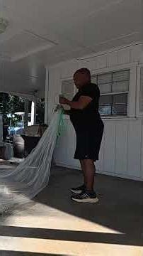 Cast Netting is a Art or is it a Science... #fishing #casting #castnetfishing