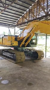 5.8K views | Hyundai 210 Backhoe Basic operations #armandautoelectrical #SsDios #followers #highlights #hyundai #hundai210 #backhoe #basics #operations @topfans | Armand Auto Electrical | Facebook