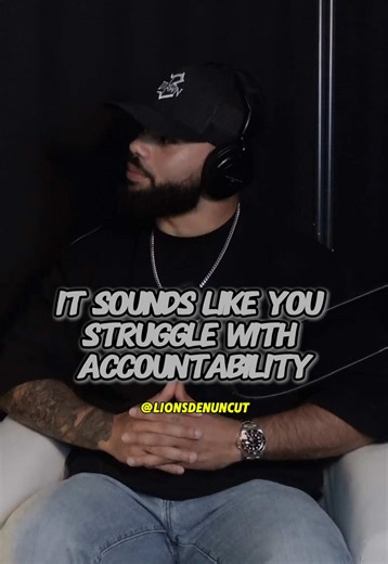 This is what it sounds like when someone pretends to understand you, but is really interrogating you to gain control 💔🧠 • “I’m just trying to understand why you feel that way.” • “When did you start thinking like this?” • “What specifically made you react like that?” • “So you’re saying this is because of your past, right?” It sounds calm. Curious. Almost caring. But instead of feeling heard, you feel exposed. Like every answer is being stored, analyzed, and later used against you. That’s not 