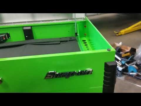 Overview: Snap on's newest roll cart (KRSC242PJJ1)