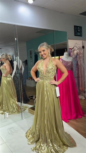 It’s.Annagrace (@its.annagracehays)’s videos with original sound - Plasticself✨