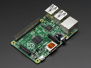 Raspberry Pi modèle B  : quatre ports USB et plus