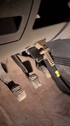 Ford Fusion 2005 OBD location.