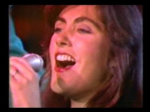 Laura Branigan - "Gloria" [cc] interview "Living A Lie" - American Bandstand (1982)