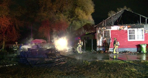 Brooklyn Center house fire displaces 8