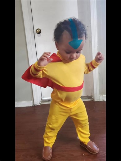 A DYI Avatar costume for my little one , they didn’t have any infant 👶 avatar costumes so I did it myself #costumedesign #halloweenrecap #cosplay #diy #theavatar | FoxForce5