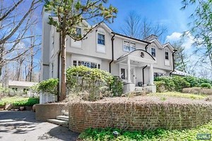 40 Robin Ln, Alpine, NJ 07620 - MLS 23031538 - Coldwell Banker