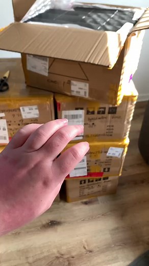 18K views · 727 reactions | Check out our new eyeshadow bases with me! #eyeshadow #cosplay #graphicliner #eyeshadowbase | HoloGrave Cosmetics | Facebook