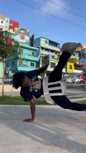 Dancing with a chair like it's Brazil #flip #viral #dance #tiktok