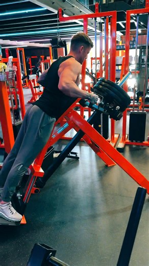 103 reactions | The gym with something for everyone 﫡 • 2 Warehouse units filled with @WatsonGymEquipment • 2 Mezzanine cardio areas • HIIT studio • Free classes • Personal Trainers | The Warehouse Gym Hindley | Facebook