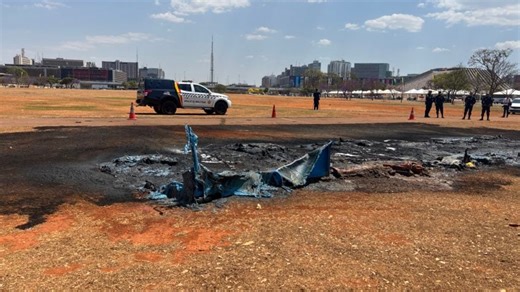 Preso por incendiar banheiros químicos vive em situação de rua