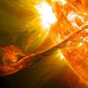 What should you do to survive a solar storm? | What If
